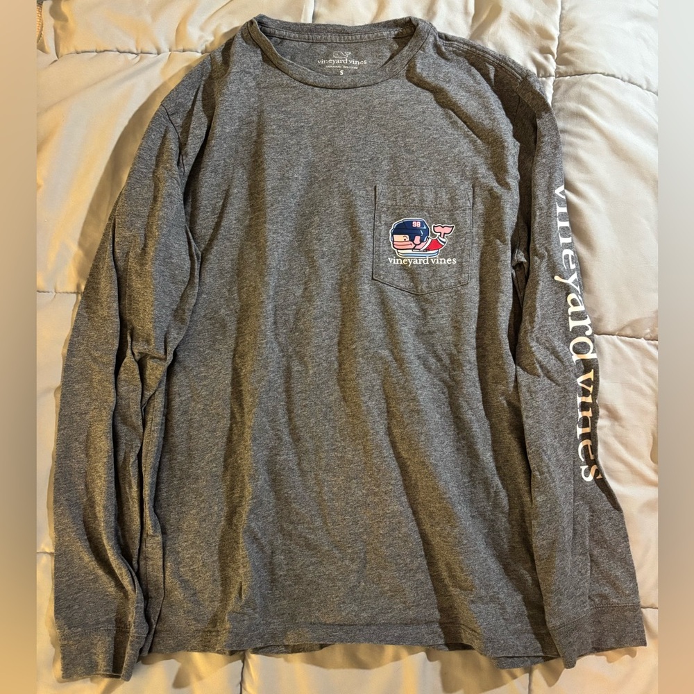 Vineyard Vines Charcoal Hockey Long Sleeve Tee